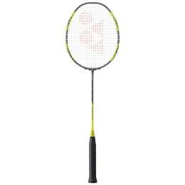 Raquette de badminton YONEX ARCSABER 7 TOUR (cordée)